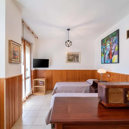 Casa Aurora - Elegante Vista Giardino Alghero