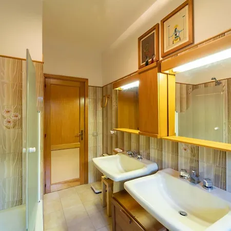 Casa Aurora - Elegante Vista Giardino Apartamento